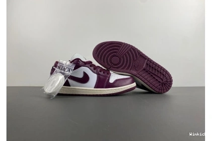 1 Low Jordan DC0774-161 0820